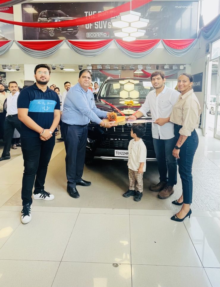 Indian wrestler Geeta Phogat takes delivery of her Mahindra Scorpio-N SUV