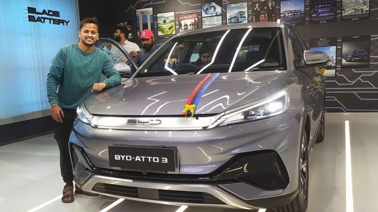 BYD Atto 3 Electric SUV reaches dealership: Quick walkaround video