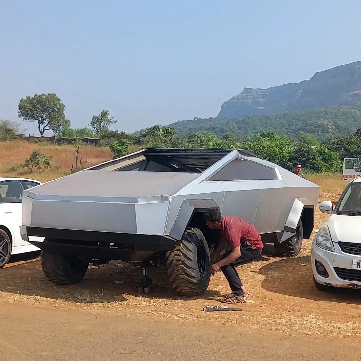 Tesla Cyber ​​​​Truck fabricado na Índia parece o negócio real, bem quase