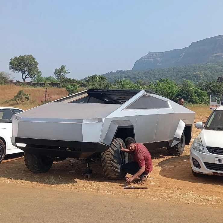 Tesla Cyber ​​​​Truck fabricado na Índia parece o negócio real, bem quase