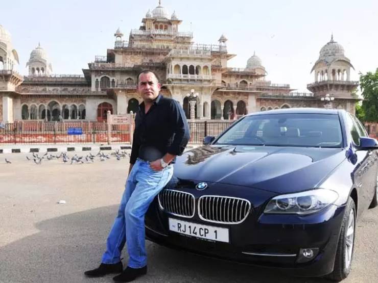 Indiens 6 dyraste bilskyltar