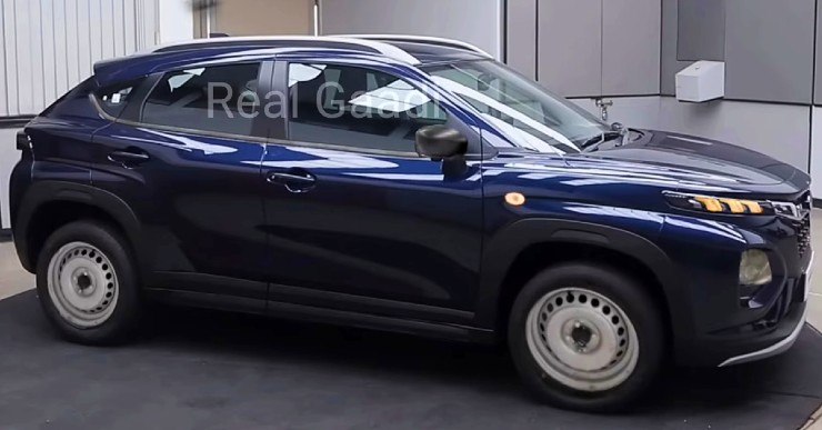 2023 Maruti Fronx Sigma base variant spotted before official launch