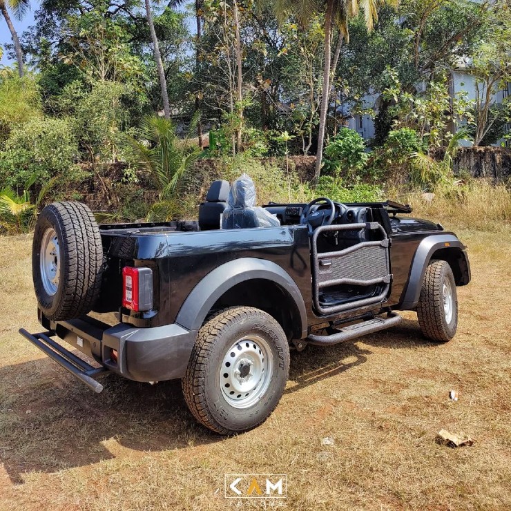 Mahindra Thar, modified as an open-top Willys jeep, is a stunner