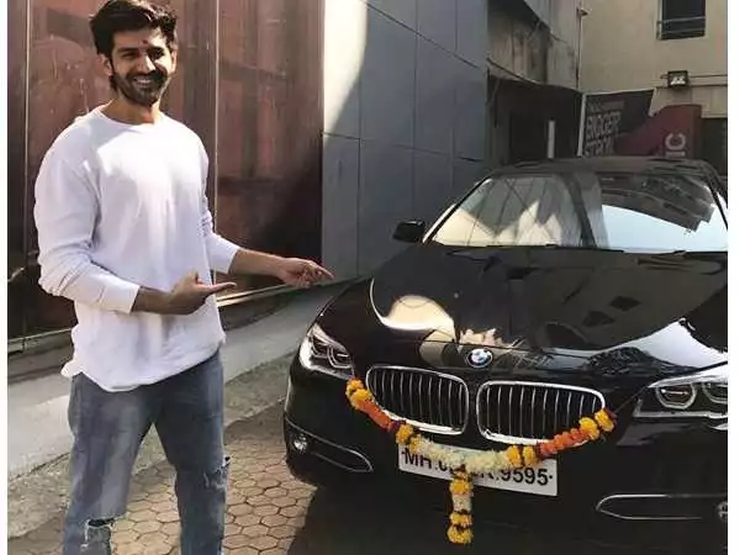 kartik aaryan bmw