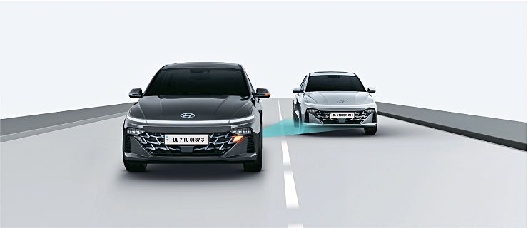2023 Hyundai Verna bildgalleri