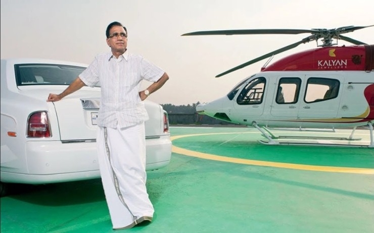 इस भारतीय व्यवसायी के पास अलग-अलग रंगों की 3 Rolls Royces, एक हेलीकॉप्टर और एक निजी जेट है