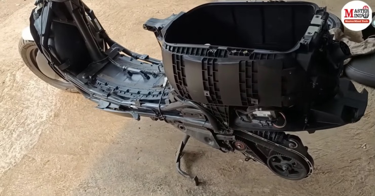 Ola S1 Pro scooter completely stripped: This is what it looks like from inside [Video]