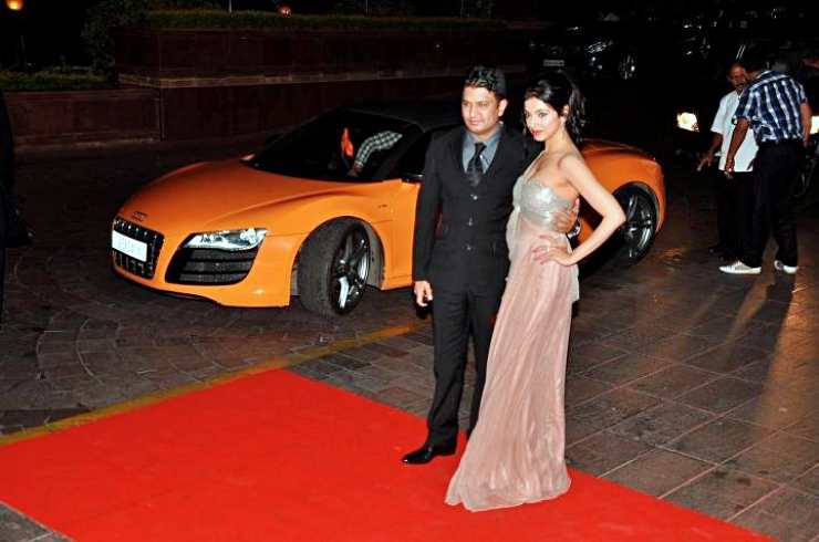Sports cars and SUVs of Bollywood actors: Ranveer Singh’s Aston Martin to Kartik Aryan’s Mclaren
