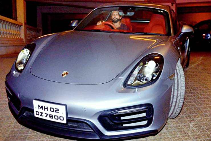 Sports cars and SUVs of Bollywood actors: Ranveer Singh’s Aston Martin to Kartik Aryan’s Mclaren