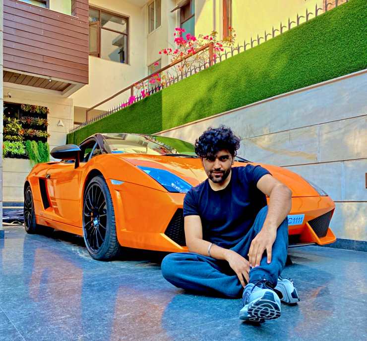 Sports cars and SUVs of Bollywood actors: Ranveer Singh’s Aston Martin to Kartik Aryan’s Mclaren