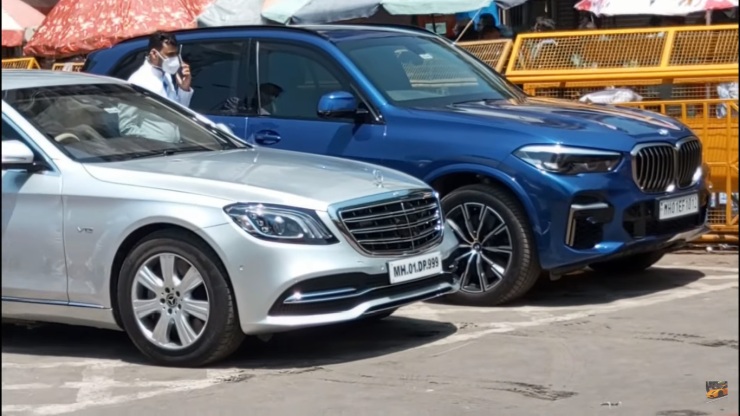 Mukesh Ambani spotted leaving Mumbai’s Siddhivinayak temple in his Mercedes S600 Guard worth Rs 10 crore [Video]