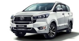 Toyota Innova Crysta: A Comparison of Its Variants for Family-focused Car Buyers