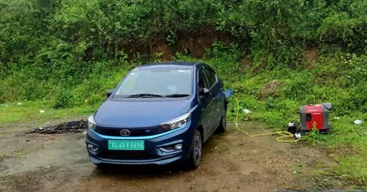 Tata Tiago/Tigor 電気自動車をガソリン発電機で充電する: その方法は次のとおりです [Video]