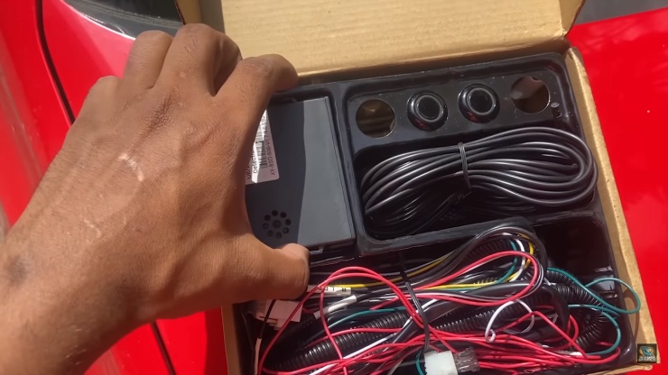 Blind spot monitoring system box
