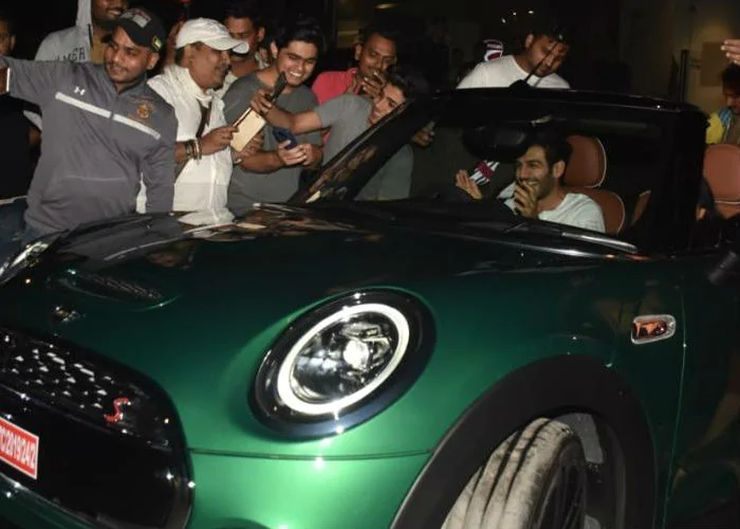 Bollywood actor Kartik Aaryan seen in his Lamborghini Urus SUV [Video]