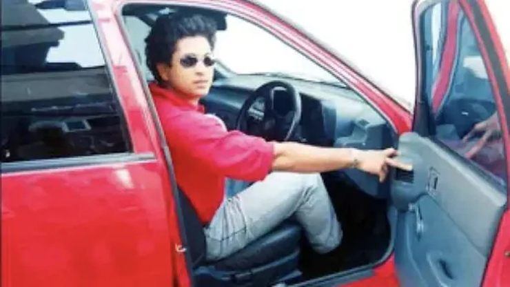 Rare picture: Sachin Tendulkar with his Maruti 1000