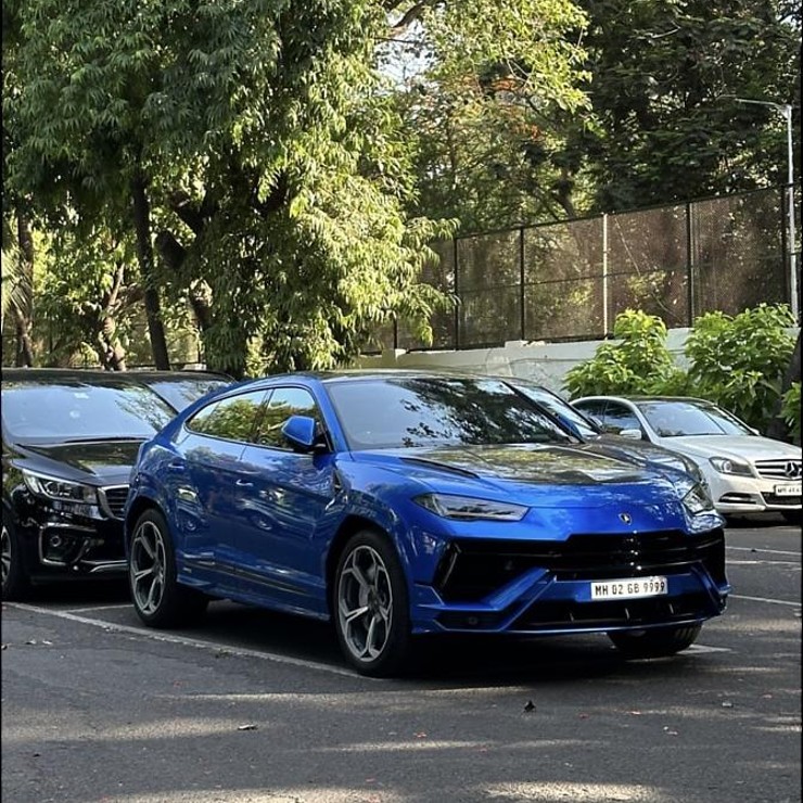 Indian cricketing great Sachin Tendulkar buys a Lamborghini Urus S super SUV worth Rs 4.18 crore