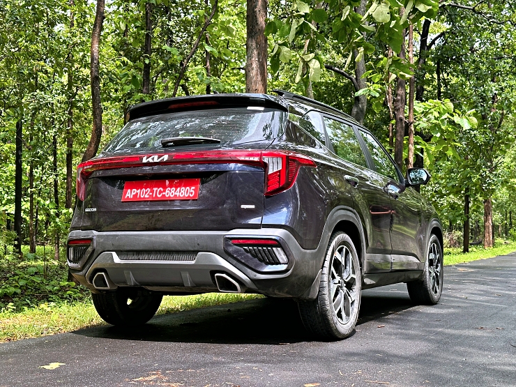 2023-kia-seltos-gt-fuel-efficiency-1-Edited.jpg