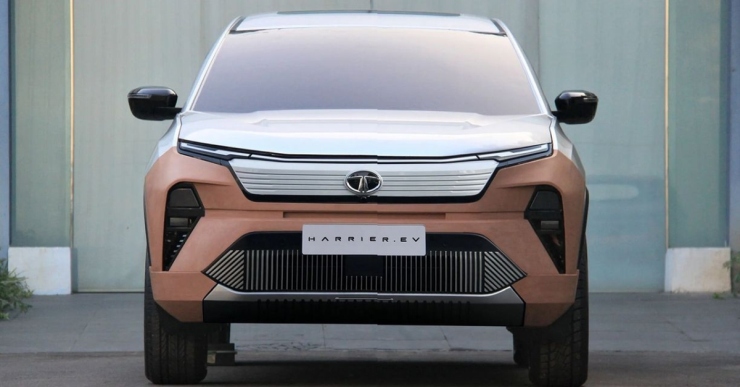 Upcoming Tata Harrier and Safari EVs spotted together