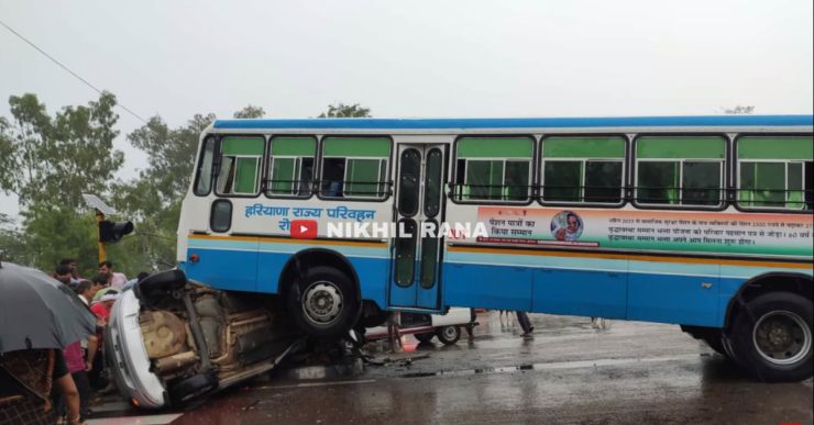 Speeding bus T-bones Volkswagen Polo: All 3 passengers of the Polo walk out [Video]