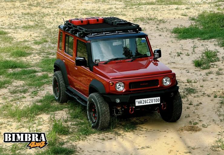 Maruti Suzuki Jimny off-road with accessories from Bimbra 4×4 looks purposeful!