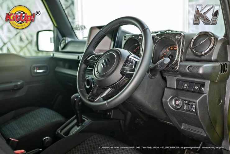 Maruti Suzuki Jimny modified to look like a baby Mercedes Benz G-Wagon!