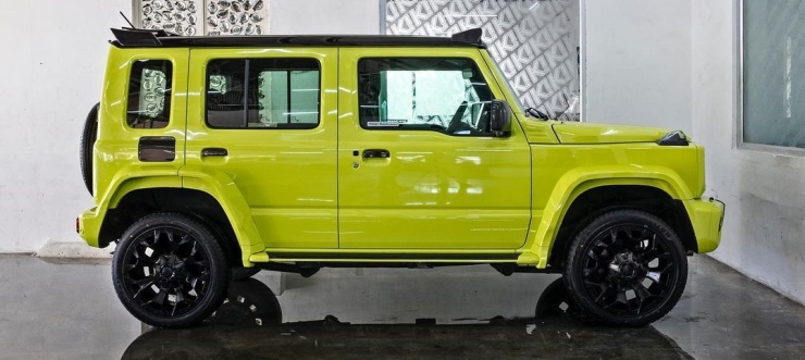 Maruti Suzuki Jimny modified to look like a baby Mercedes Benz G-Wagon!