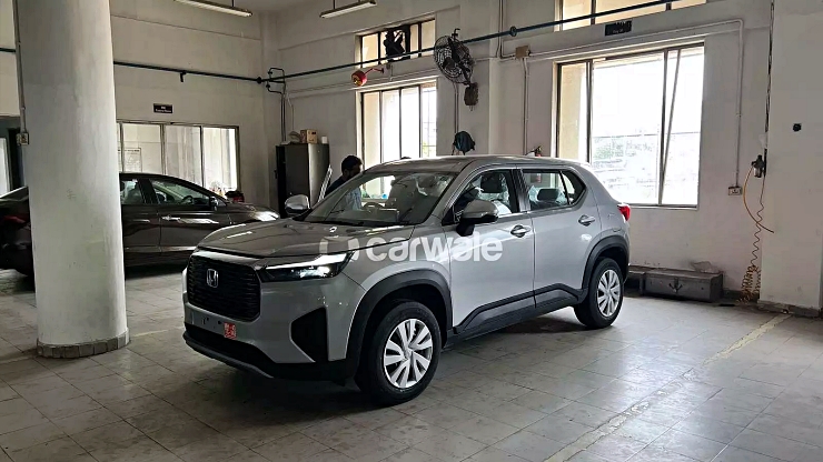 Honda Elevate base variant spotted before official launch