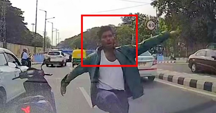 ISRO scientist’s car in Bengaluru kicked by angry biker after the scientist ‘honked at him’ [Video]