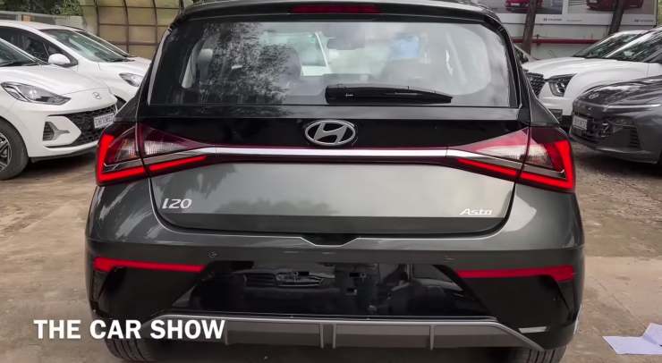 Hyundai i20 Facelift: New Amazon Grey color in a walkaround video