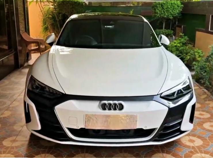 Pakistani cricketer Babar Azam gets an Audi eTron GT as a surprise gift; Virat Kohli owns same car [Video]