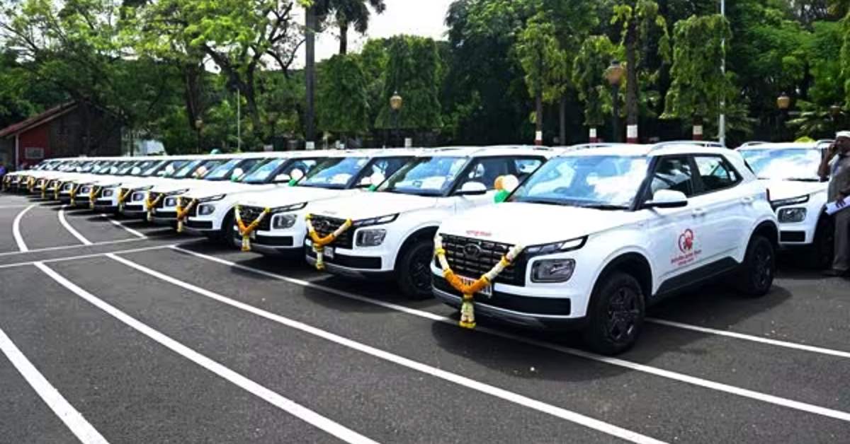 Hyundai delivers 46 Venues to Maharashtra Government