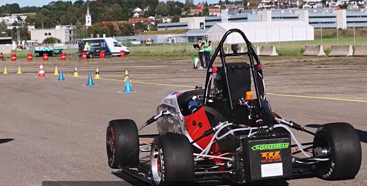 New world record for fastest 0-100 kmph in an Electric Vehicle is 0.956 seconds [Video]