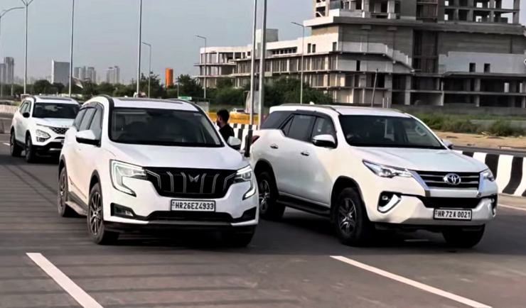 Toyota Fortuner vs Mahindra XUV700 in a classic drag race [Video]