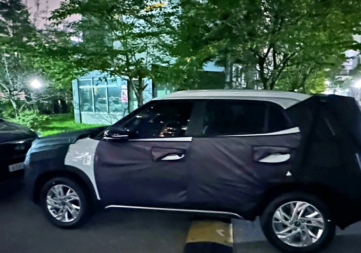 Updated Hyundai Creta to offer diesel engine; Caught testing before official launch