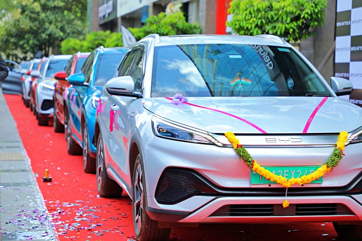 BYD Atto3 electric SUV mega delivery: 200 units delivered in a day