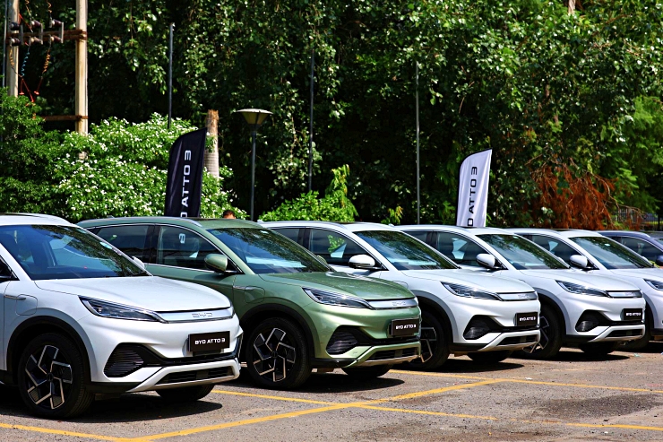 BYD Atto3 electric SUV mega delivery: 200 units delivered in a day