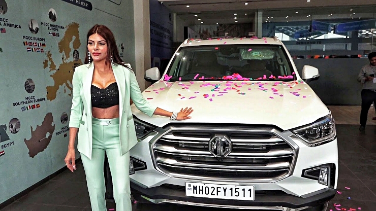 Bollywood celebrities who own MG SUVs: Sunny Leone’s Gloster to Hema Malini’s Hector