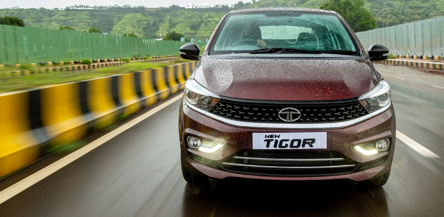Maruti Suzuki Dzire vs Tata Tigor: Comparing Their Variants Under Rs 7 Lakh for Family-focused Car Buyers
