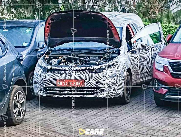 Tata Altroz Racer test mule spotted testing for the first time: Hyundai i20 N-Line rival
