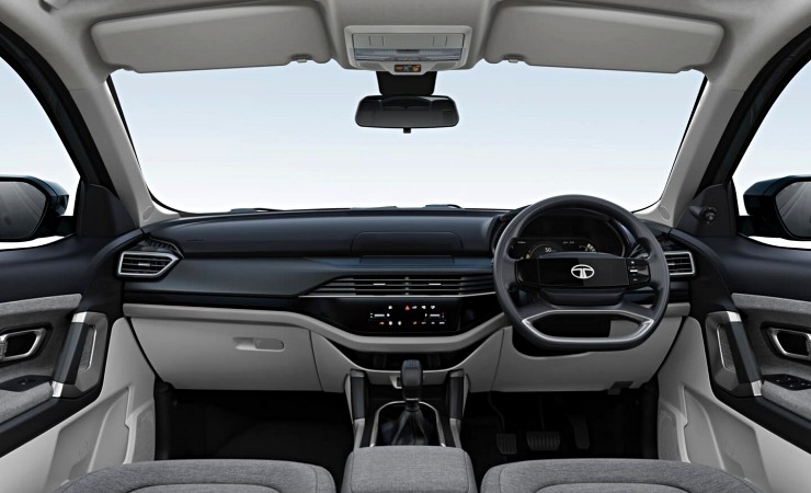 2023 Tata Safari base smart variant dashboard interior