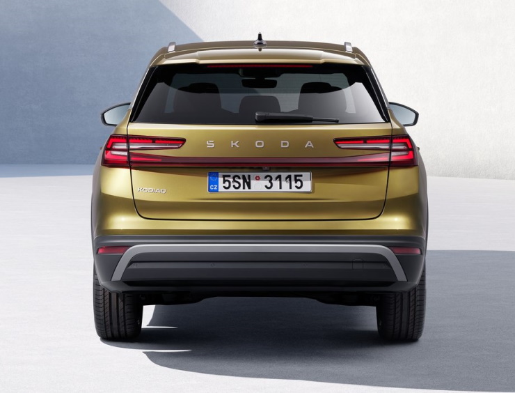 All-new Skoda Kodiaq luxury SUV fully revealed ahead of India launch
