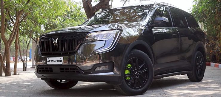 This Mahindra XUV700 wrapped in black chrome color looks insane [Video]