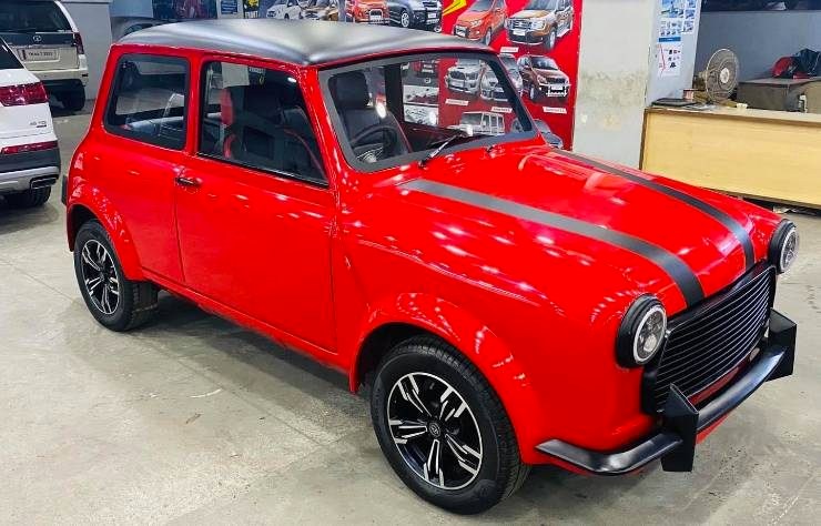 Fiat Padmini based Mini Cooper replica front