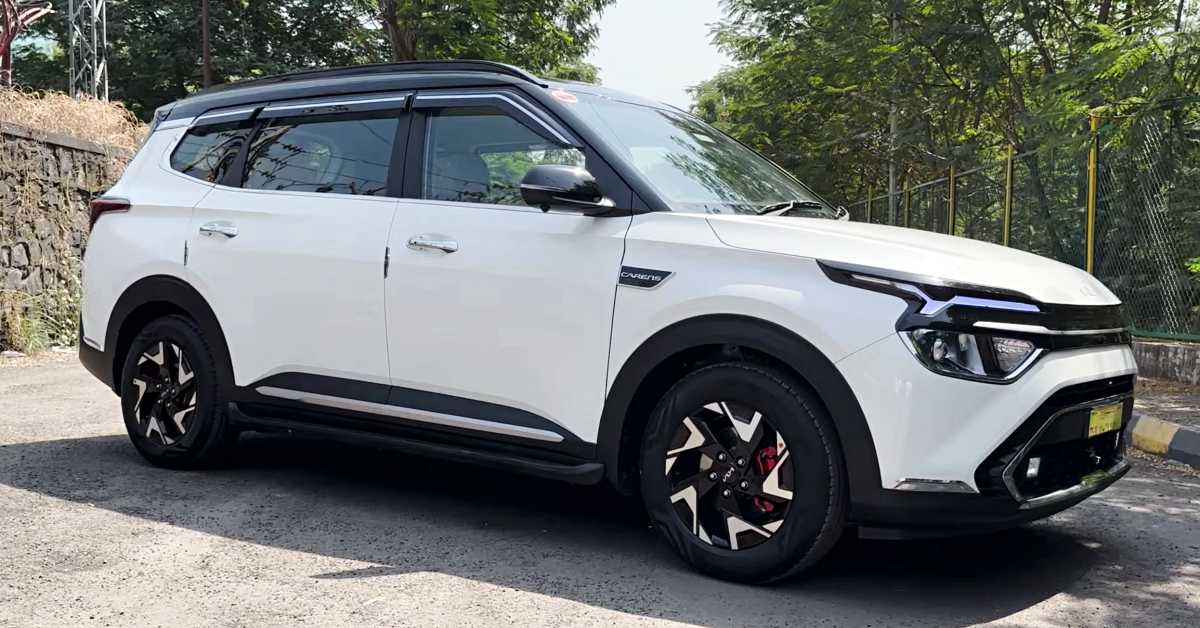 Kia Carens base to top X-Line variant Kia Carens base to top X-Line variant