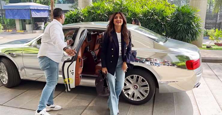 Shilpa Shetty Bentley flying spur at NSE Mumabi