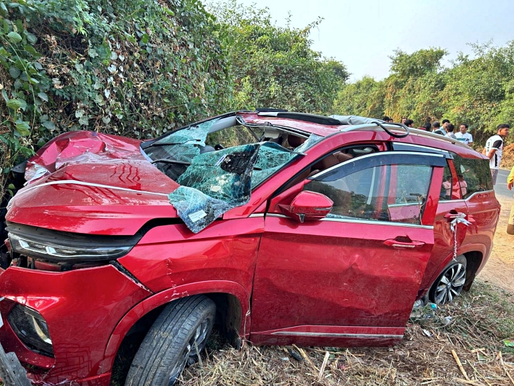 Start-up founder and MG Hector owner complains about airbags not opening after massive crash