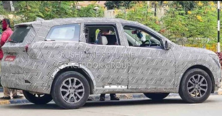 Mahindra XUV700 to get new features on a top-end trim: Details