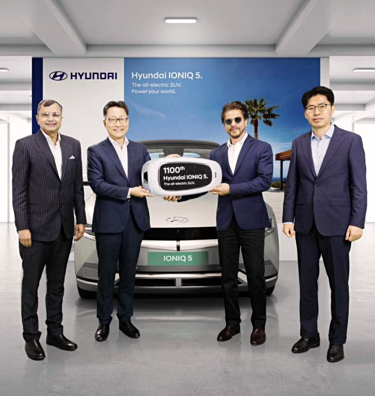 Superstar Shahrukh Khan & his cars: Hyundai Creta to Rolls Royce Cullinan
