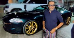 Bollywood actor Jackie Shroff seen in his Jaguar XKR sports coupe [Video]